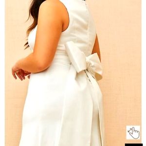 Ivory Satin Bow back mermaid wedding dress BNIB,NWT Size 14 Torrid